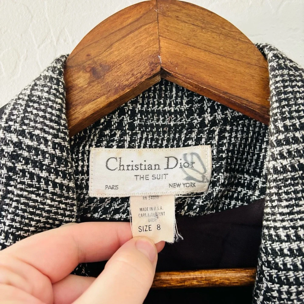 Christian Dior Vintage Skirt Suit‎ Set Size 8 Black White Tweed Plaid Power Suit